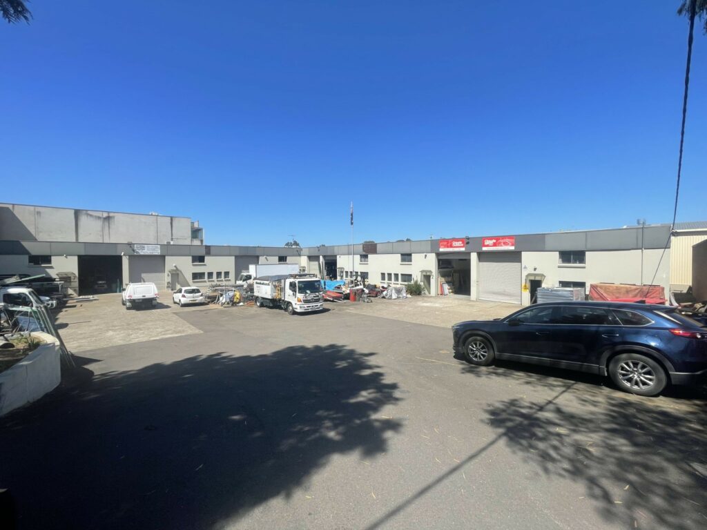 Unit 3/8 Artisan Road, SEVEN HILLS NSW 2147 Image